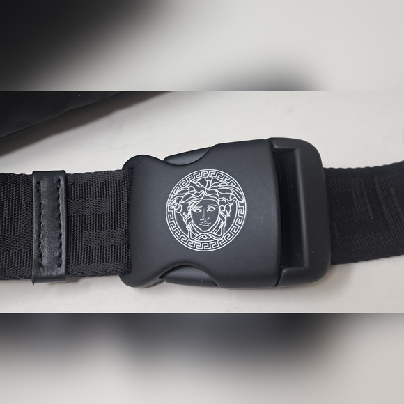 NWT Versace Reflective Logo Nylon Greca Strap Crossbody Belt Waist Bag Large - Picture 3 of 12